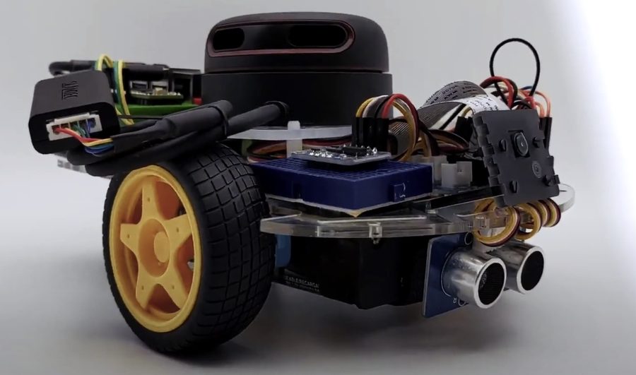 DiffBot from the front, with its RPLidar, camera and ultrasonic sensor